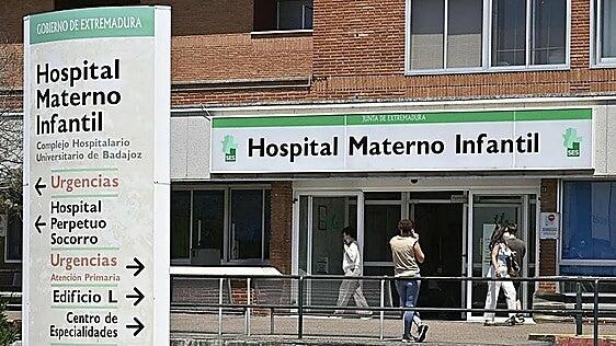 Muere en la UCI de Badajoz el niño de dos años que cayó a un canal en Rena