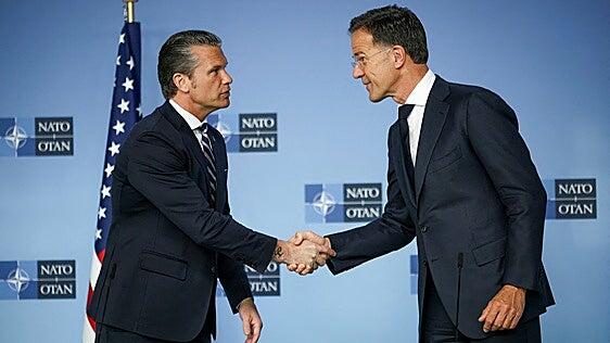Estados Unidos revisará su presencia en la OTAN para que «Europa asuma su defensa»