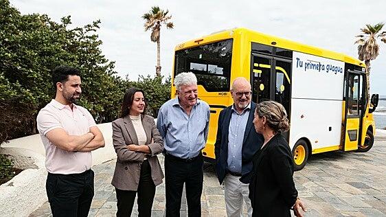Guaguas Municipales presenta seis nuevos vehículos con la vista puesta en «una ciudad más limpia y adaptada» a los barrios