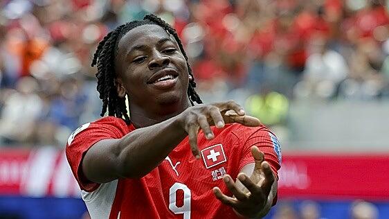 Manzambi y Vargas alumbran a Suiza
