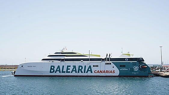 Un nuevo ferry refuerza la conexión Tenerife-La Gomera-La Palma: todos los horarios y rutas que arrancan este verano