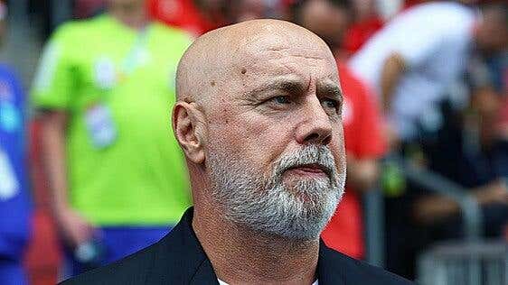 El entrenador de Bosnia y Herzegovina, un jugador profesional de póker que no va de farol en el Mundial