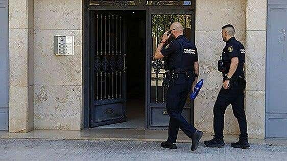 Investigan si el cadáver oculto en un congelador en Castellón pertenece al tío del detenido