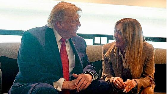 Trump reabre la crisis con Meloni al afirmar que le «imploró» una foto con él