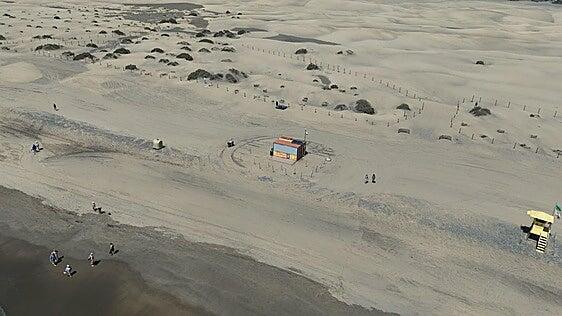 El Cabildo reubica el kiosco nº4 para favorecer el transporte de la arena en las Dunas de Maspalomas