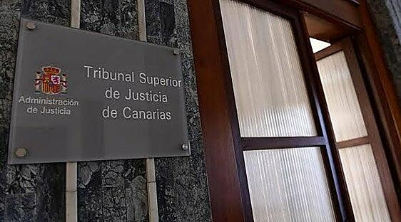 Una empresa canaria, obligada a pagar una indemnización a una trabajadora y su bebé por negar el permiso de lactancia