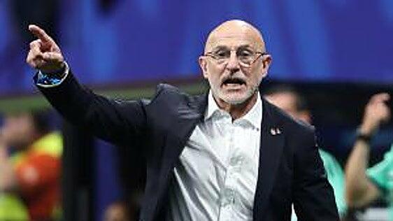 De la Fuente da por segura la reacción: «Los jugadores se lo leen todo y están muy picados»