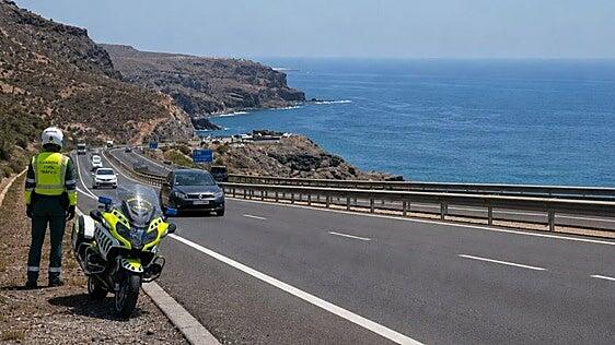 La AUGC denuncia que la Guardia Civil deja Gran Tarajal con solo tres guardias operativos