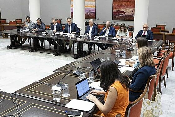 La ley de municipios turísticos entra en la recta final después de tres décadas