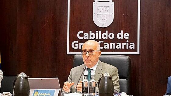 Morales avala su gestión con la caída del paro y más gasto del turismo