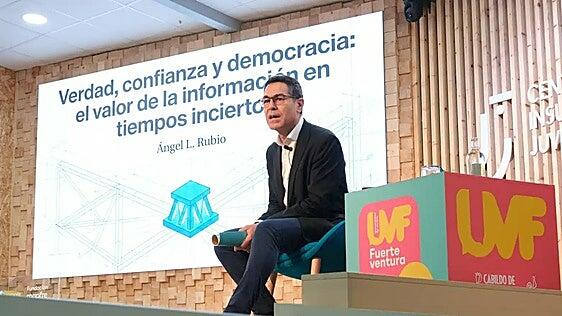 Ángel Rubio: «¿Por qué funciona tan bien la desinformación?»