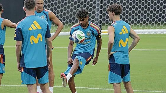 Así prepara España su partido en altura: el rendimiento cae un 5% y ojo a los disparos lejanos porque el balón se mueve distinto