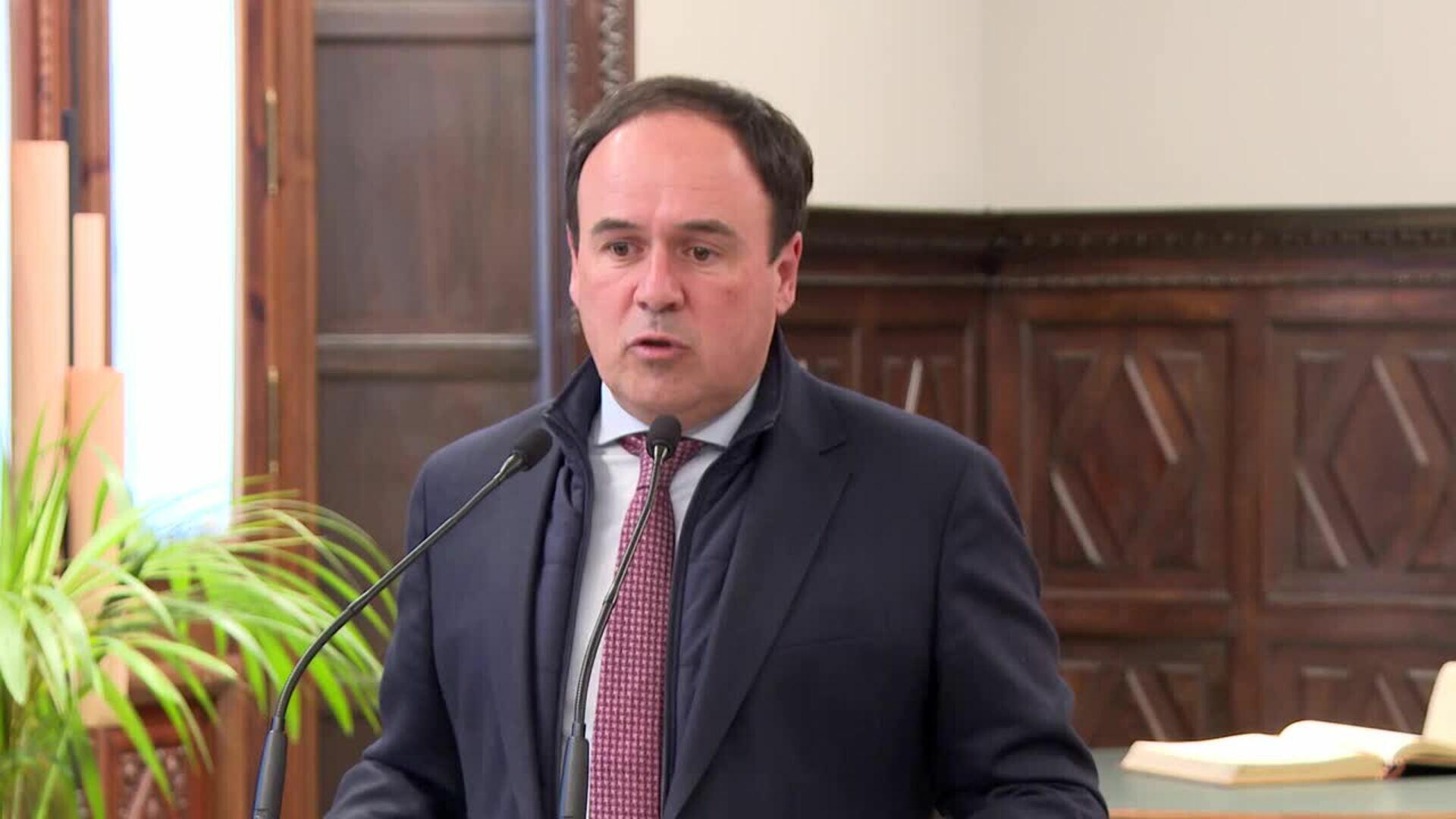 Llorca condiciona el congreso del PPCV al final de la reconstrucción tras la dana