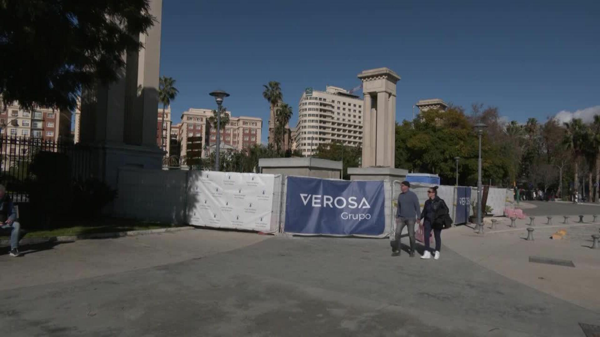 El Puerto limita a seis meses la exposición temporal del un grupo escultórico en su acceso