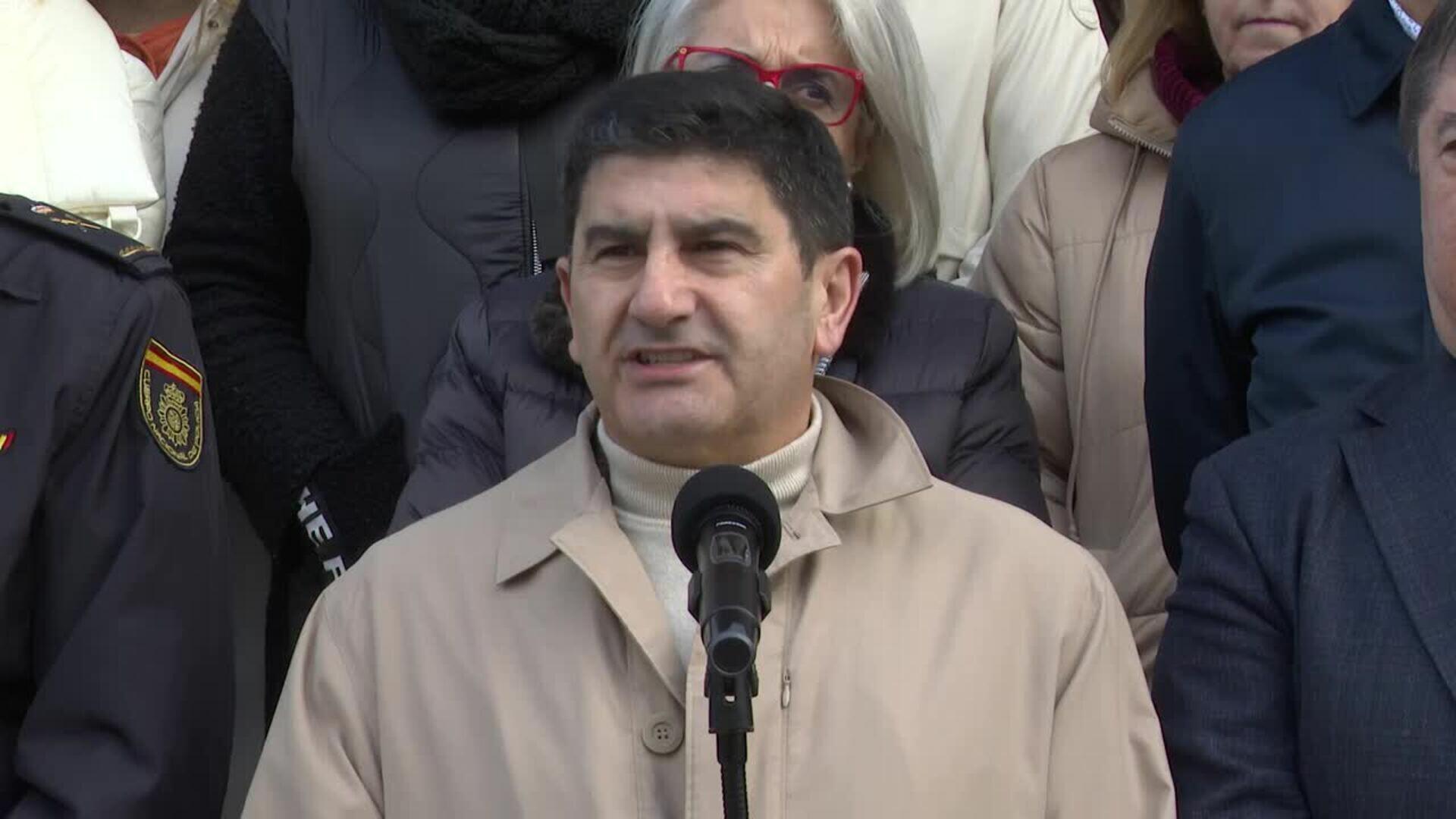 Galicia se suma al pesar por las víctimas de Adamuz con Angrois presente en el recuerdo