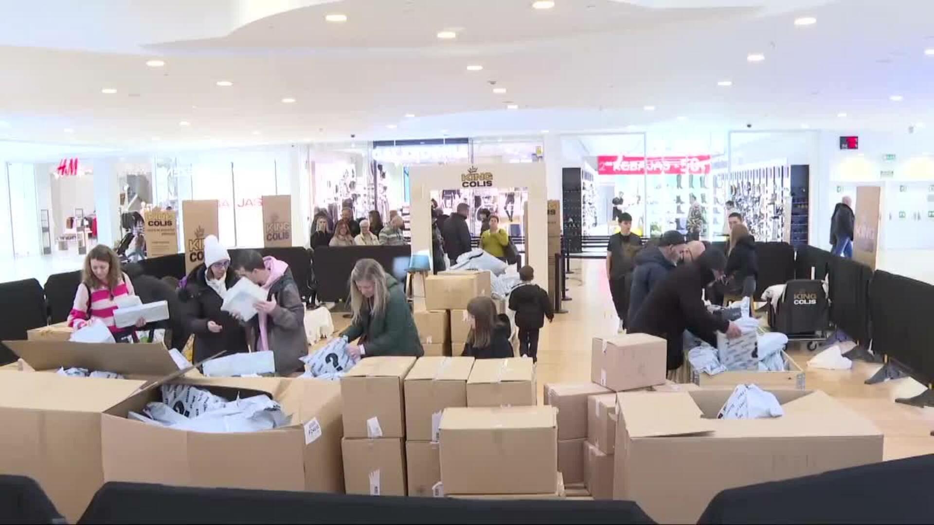 El centro comercial Xanadú (Madrid) acoge el fenómeno europeo de los paquetes perdidos