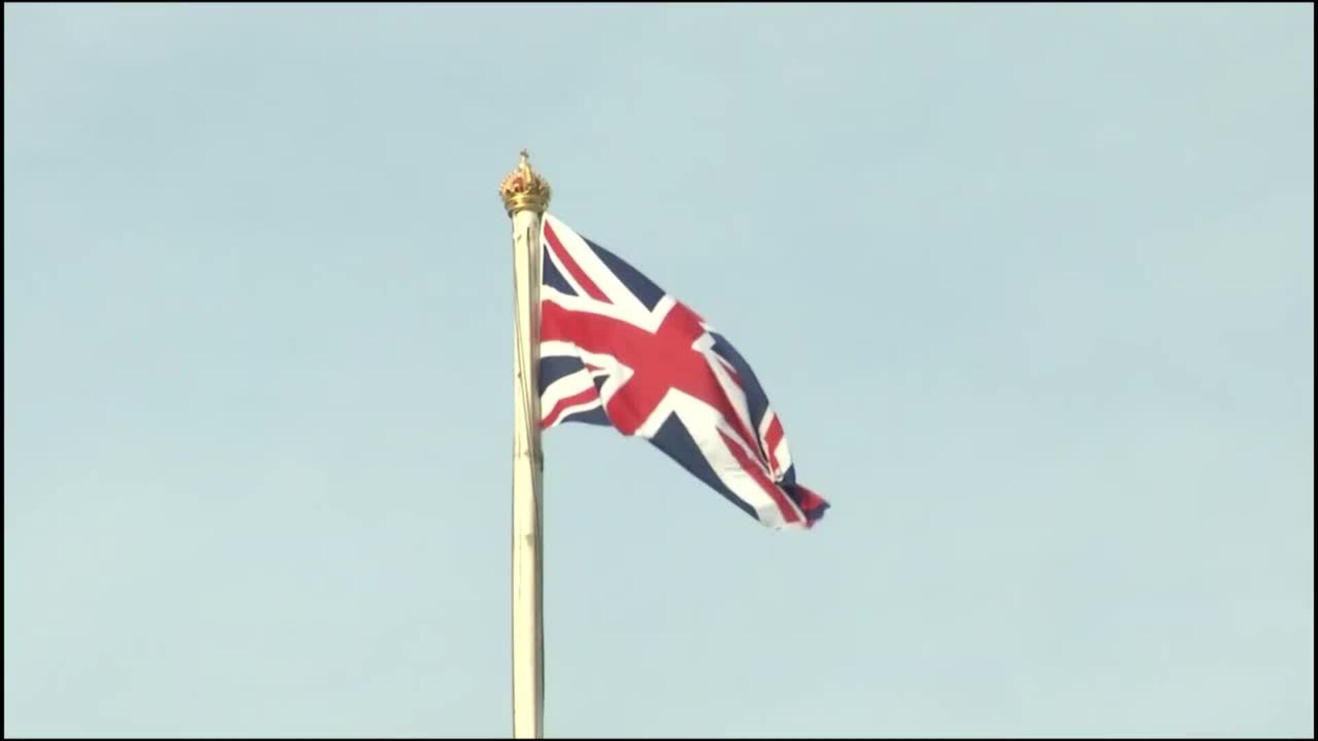 Andrés de Inglaterra, en libertad tras pasar más de diez horas detenido en una comisaría