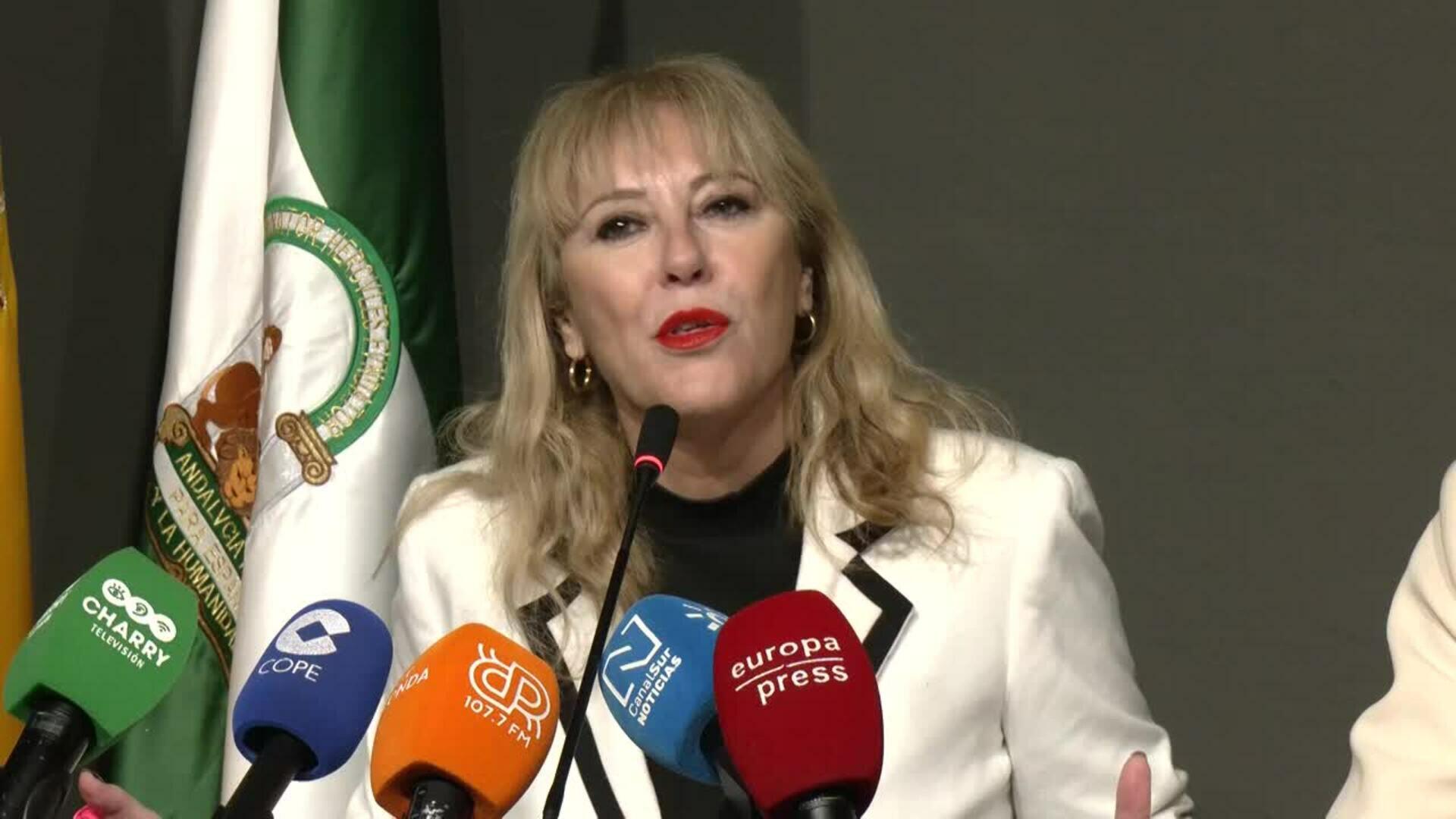 La Junta critica al PSOE-A por descuidar servicios públicos y urge a Montero a actuar