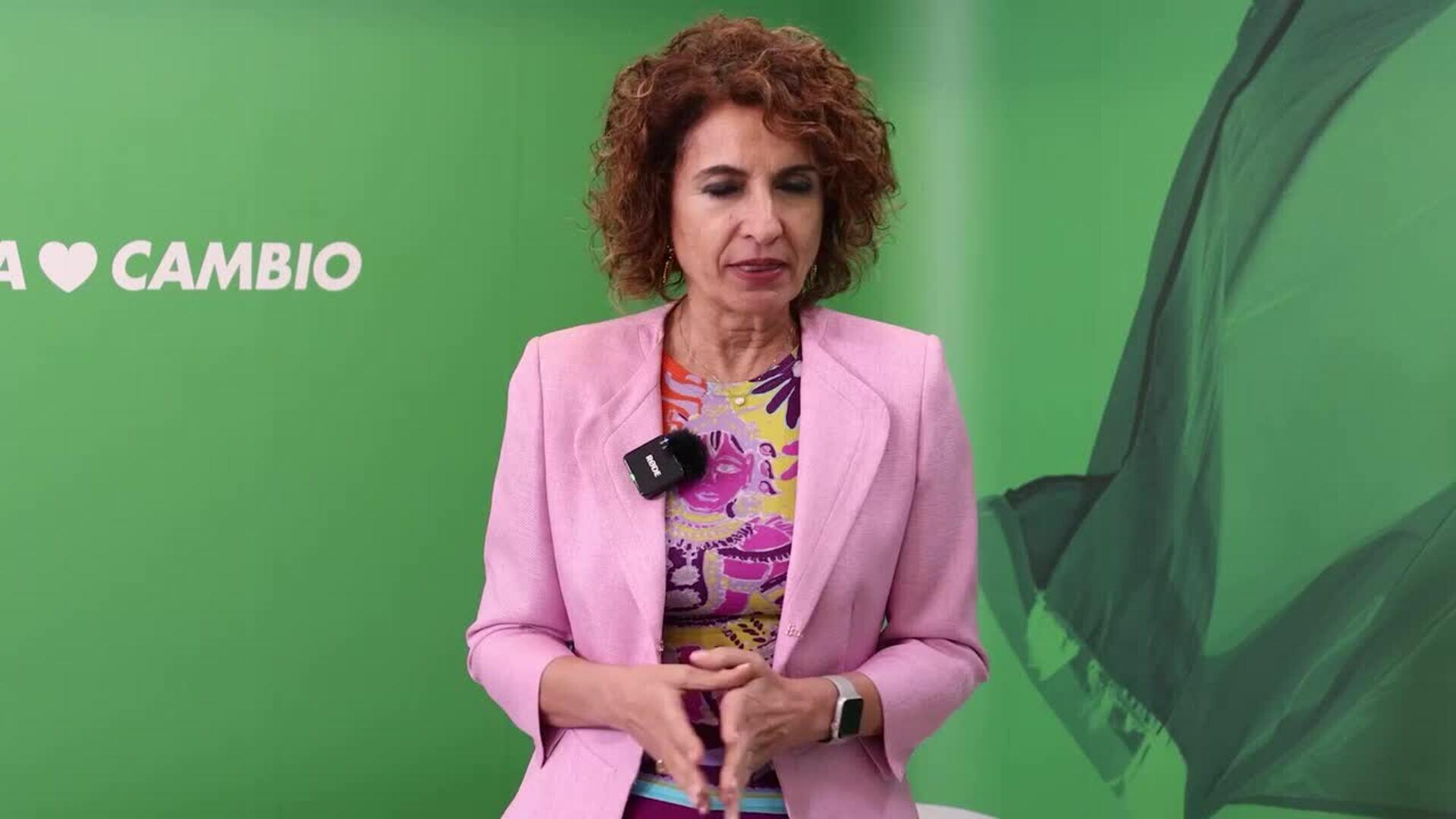 Montero anuncia que Amama recibirá el premio Clara Campoamor por su lucha ante los cribados