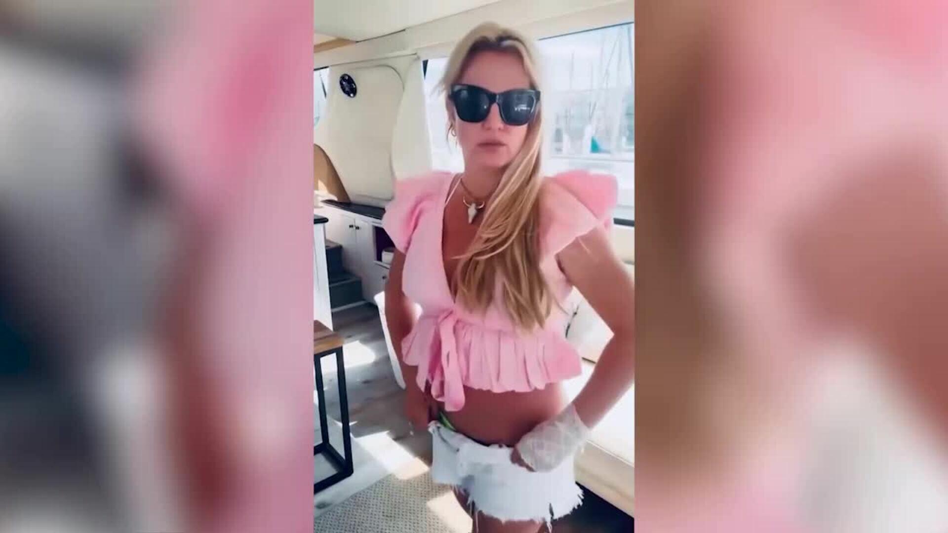 Britney Spears ingresa voluntariamente en un centro de rehabilitación
