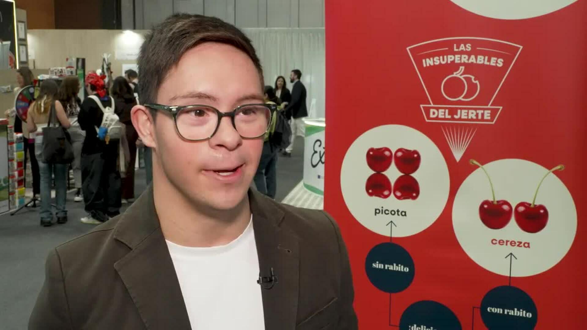 El campeón de natación adaptada Guillermo Gracia recibe el Premio Picota del Jerte 2026