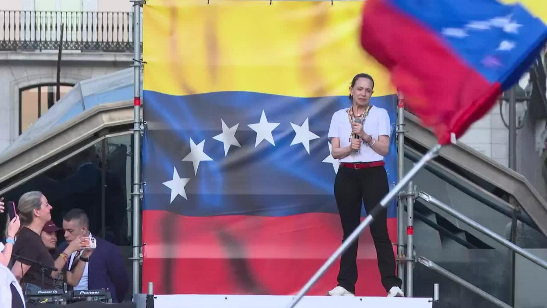 María Corina Machado apela a la "fuerza" de los venezolanos para "regresar a casa"