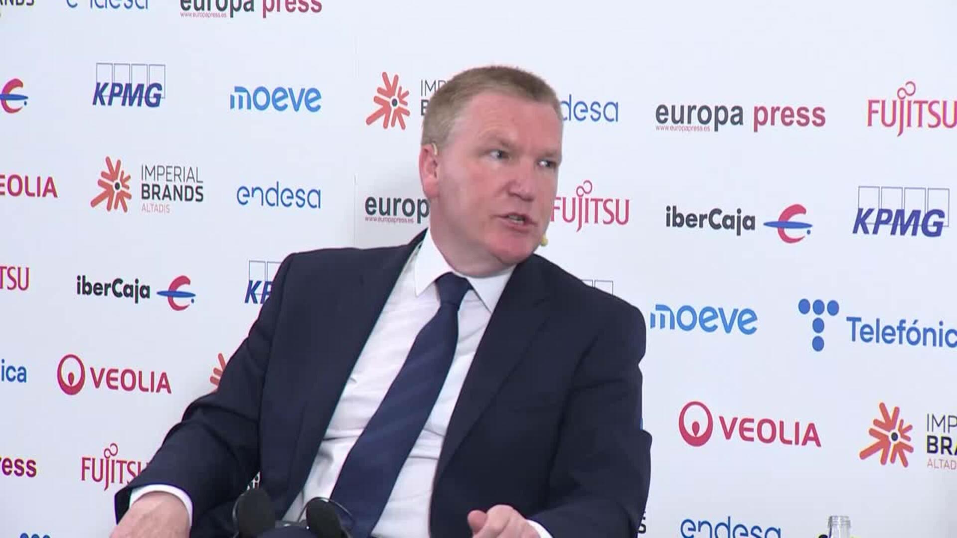 Comisario Justicia reconoce dificultades en relaciones con EEUU y pide cumplir leyes digitales