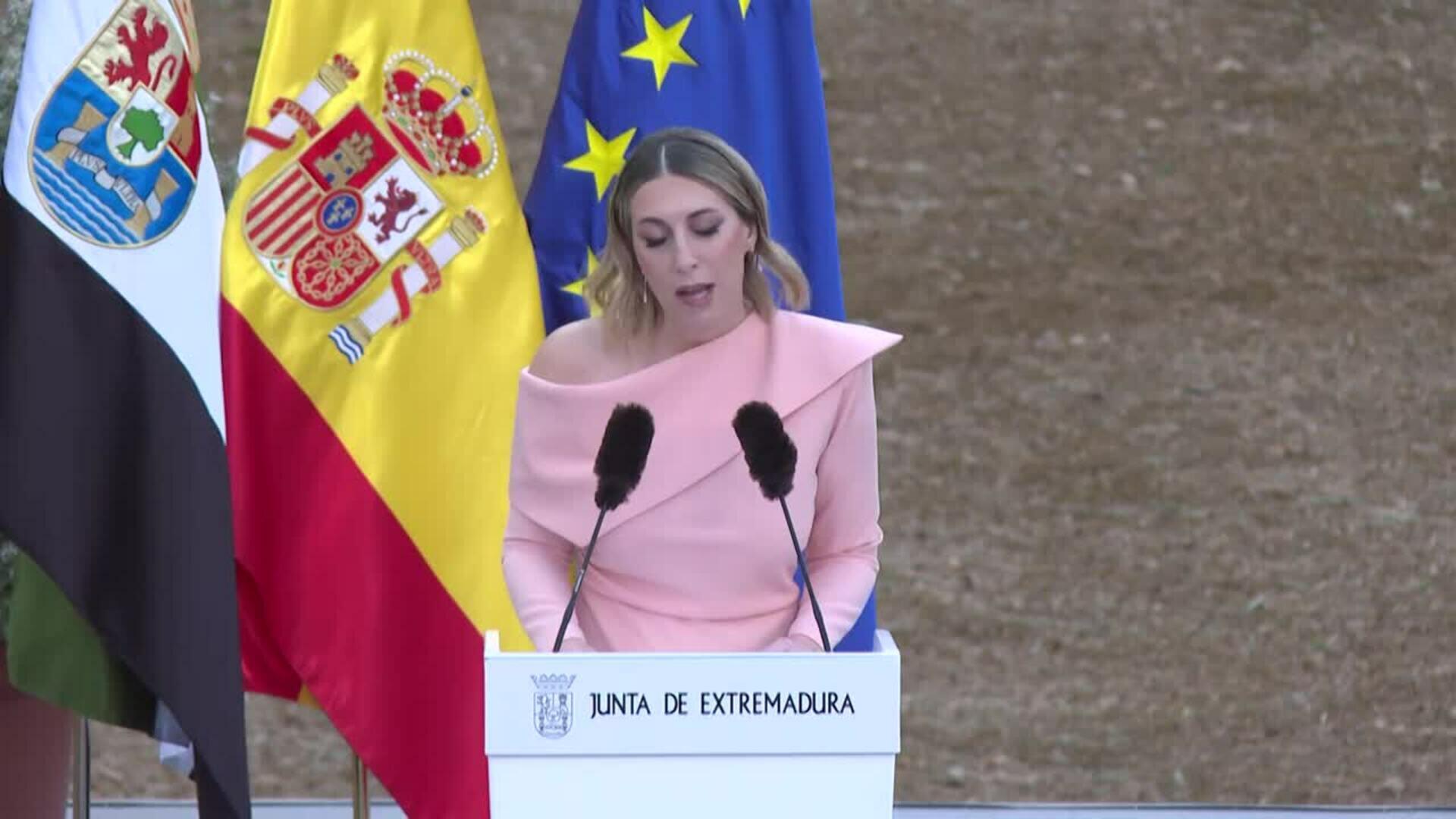 María Guardiola toma posesión del cargo de presidenta de Extremadura