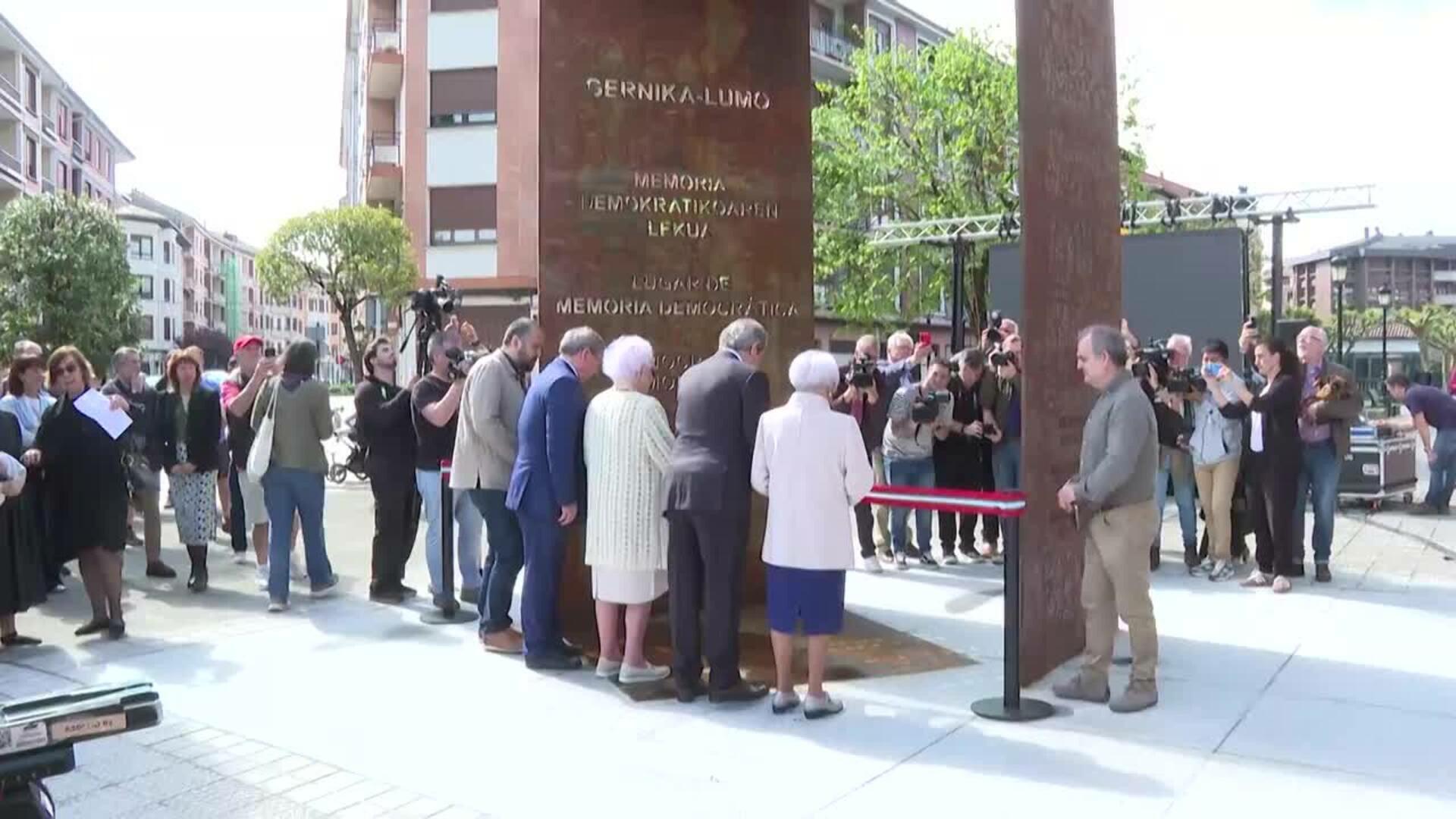 Gernika conmemora el 89° aniversario del bombardeo