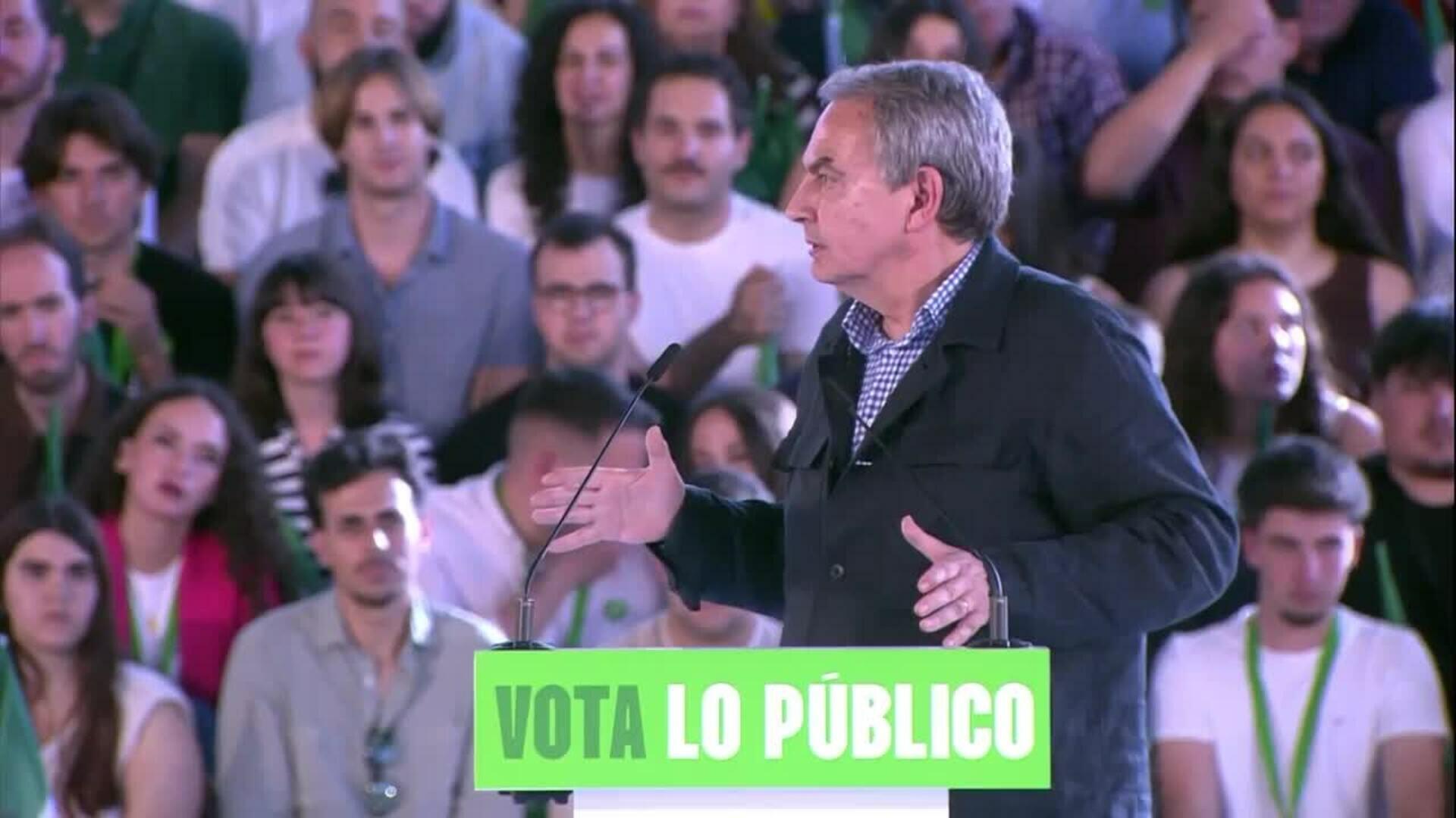 Zapatero reivindica la Andalucía que "construyó el PSOE" y advierte: Vox y PP la misma cosa es