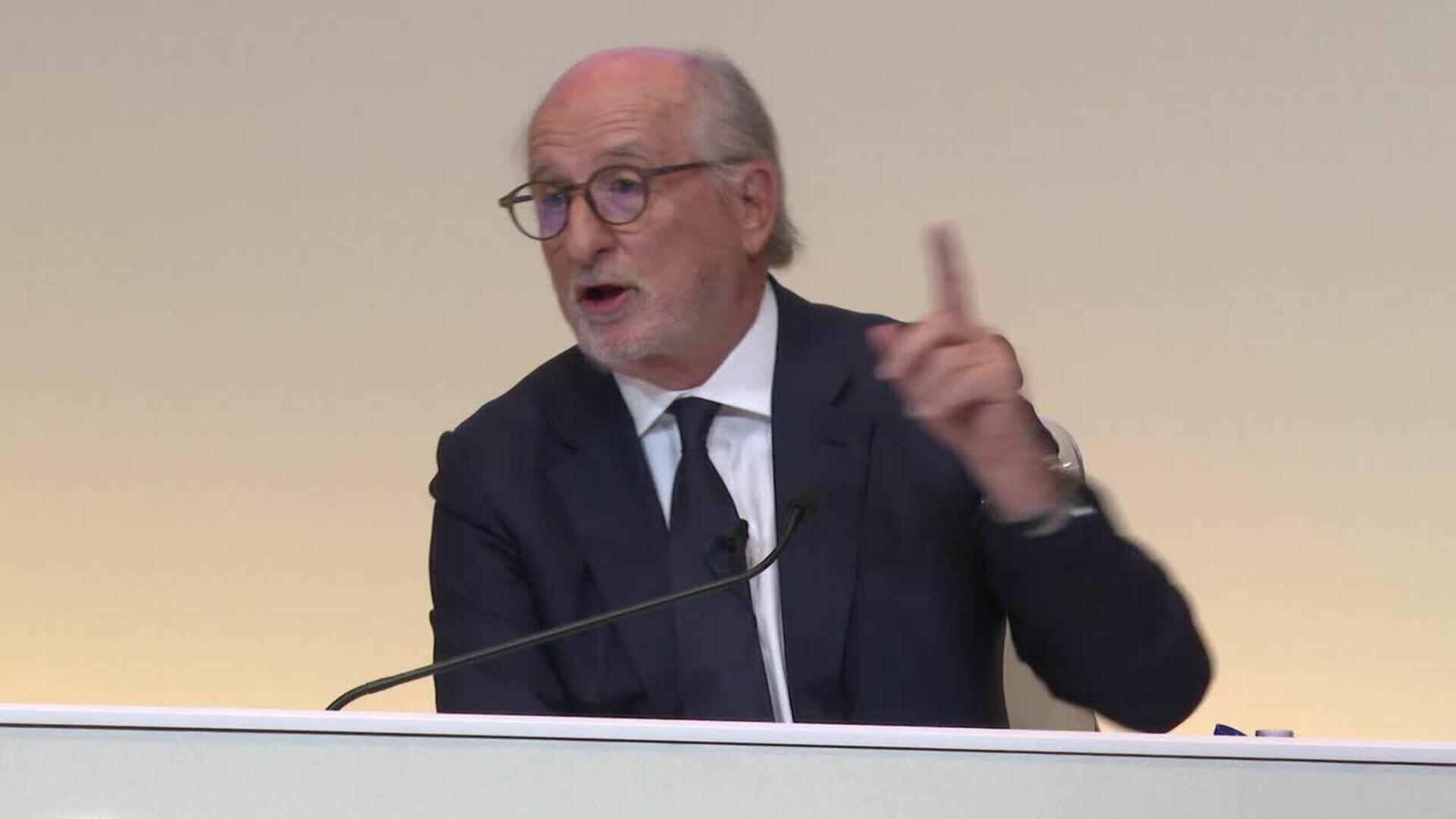 Brufau pide a Europa "sentido común" y no abordar la transición como una confrontación