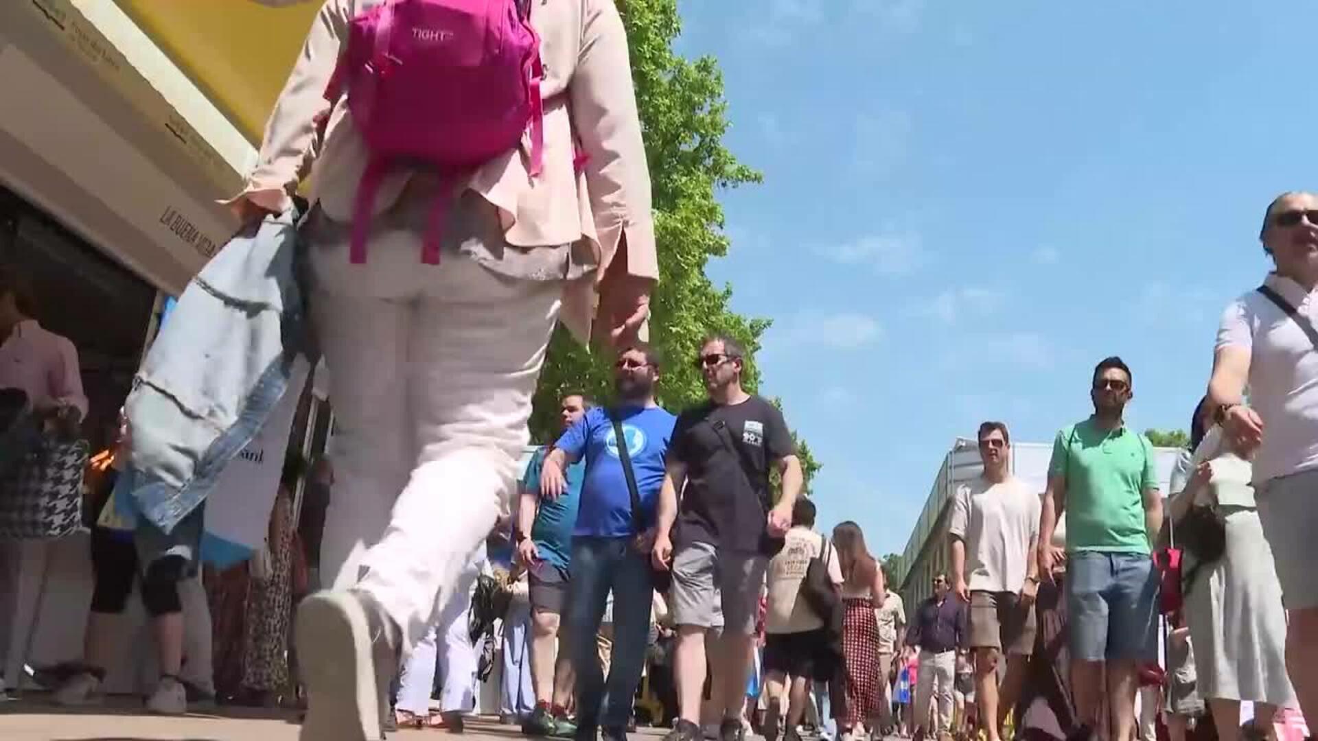 La Feria del Libro de Madrid destaca su "bibliodiversidad" y el "buen momento" del libro físico