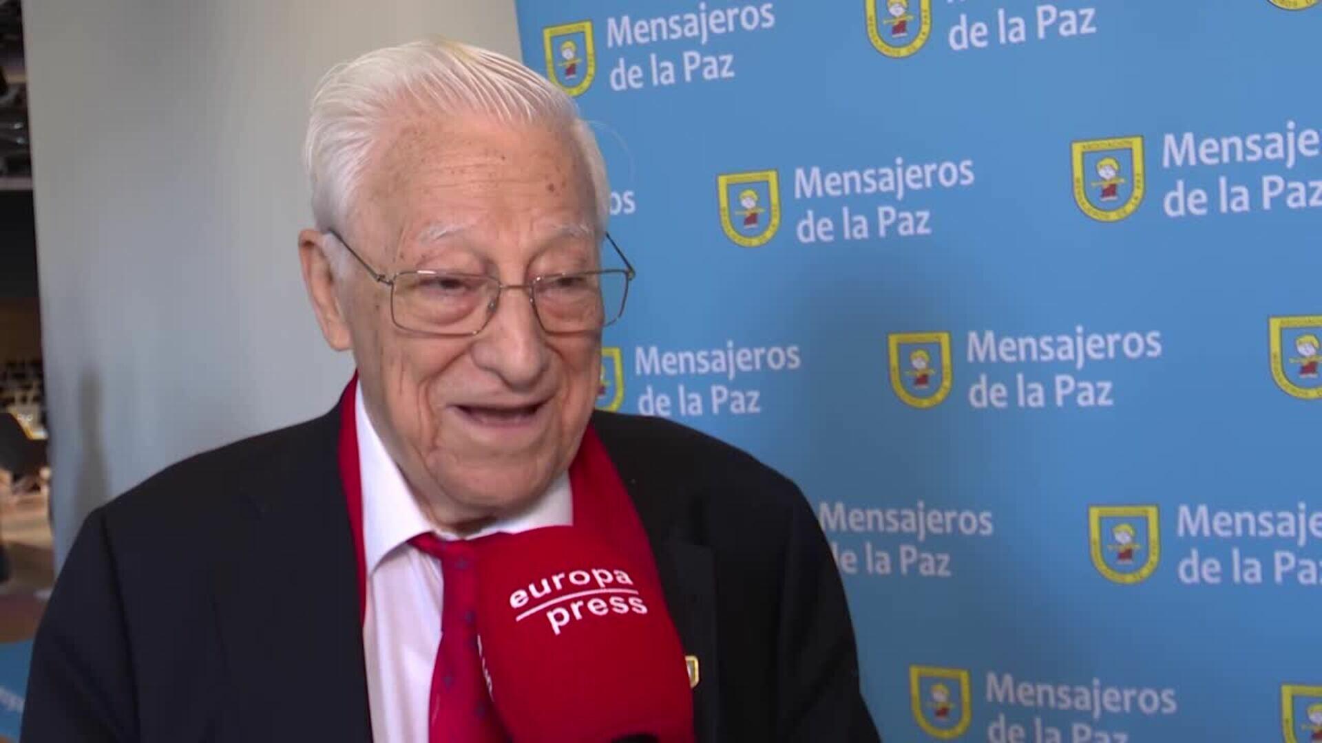 El padre Ángel celebra la visita del papa León XIV