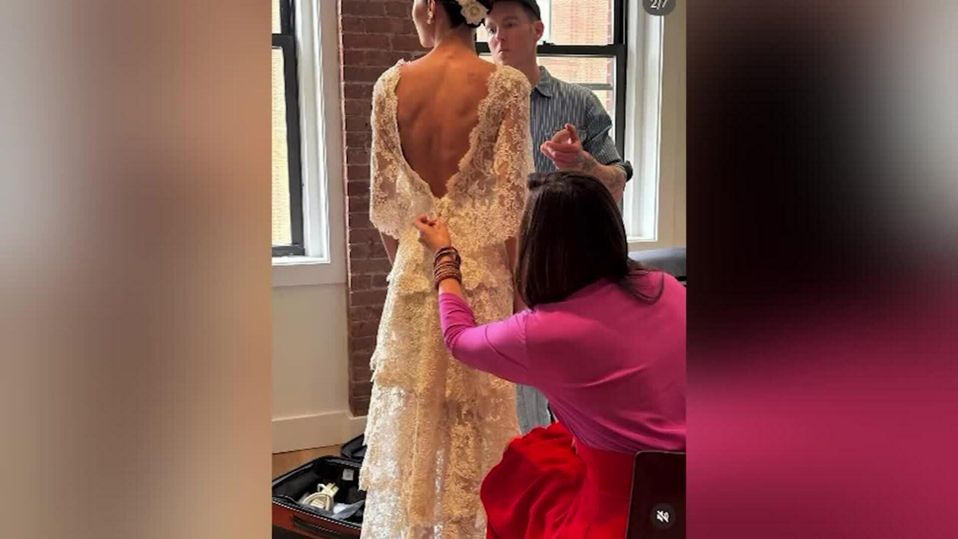 Salen a la luz más detalles de la boda de Rocío Crusset: El look de su madre, Mariló Montero