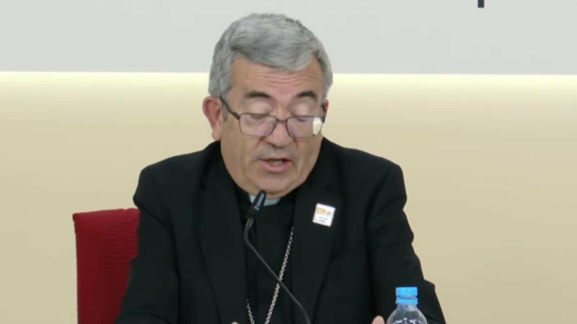 Argüello (CEE) niega vetos en el encuentro del Papa con víctimas de abusos
