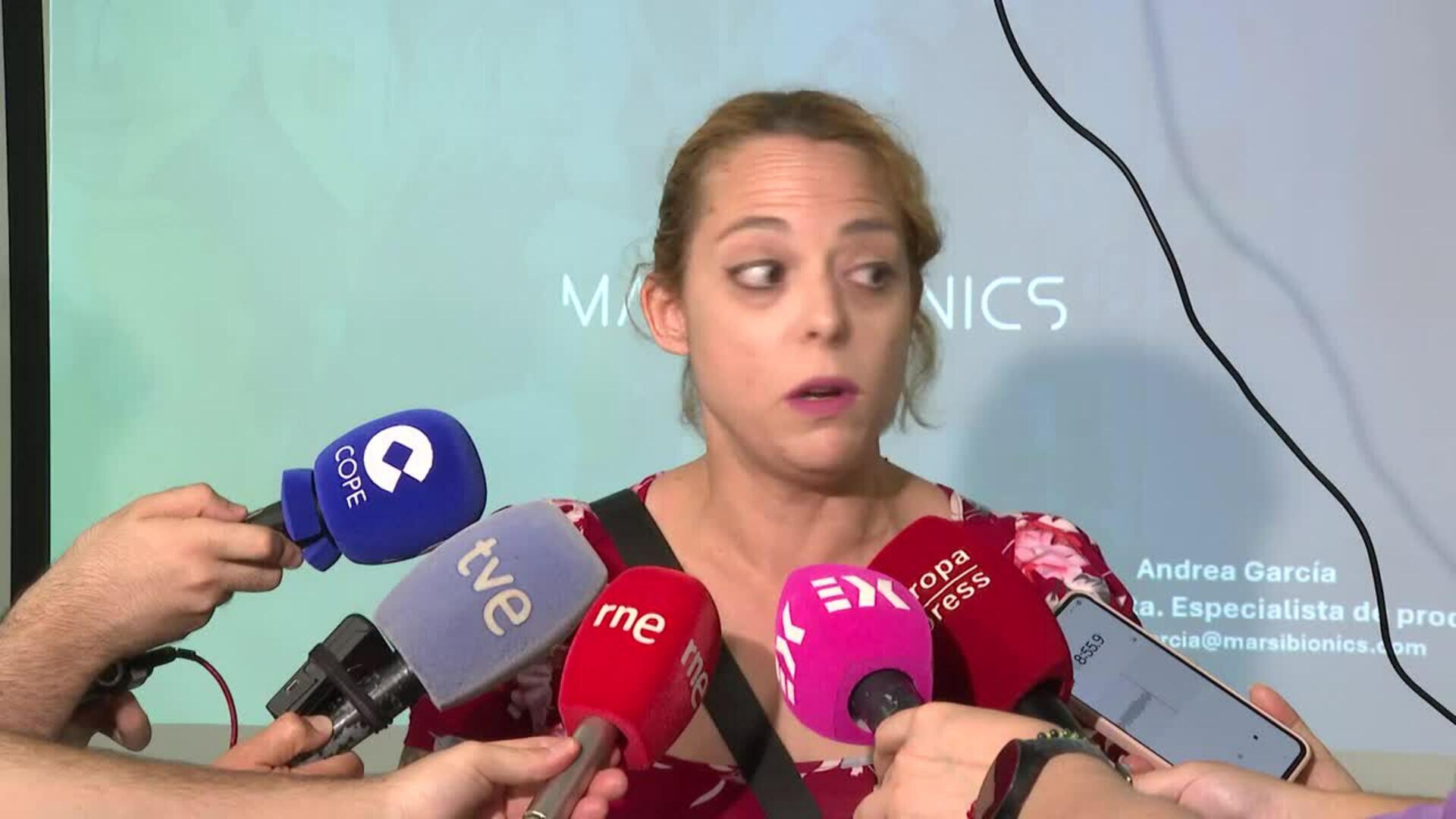 María Jesús, madre de Odín, usuario del robot Atlas 2030: “Para mí es un sueño”