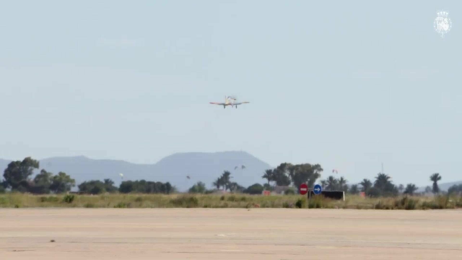 Felipe VI y la princesa Leonor realizan en Murcia su primer vuelo de instrucción juntos