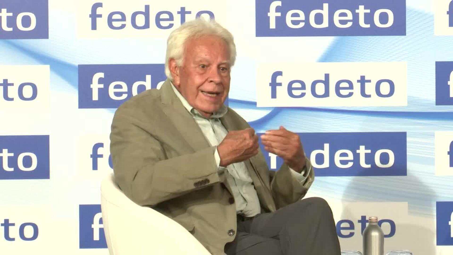 Felipe González ve bien la sentencia contra Ábalos