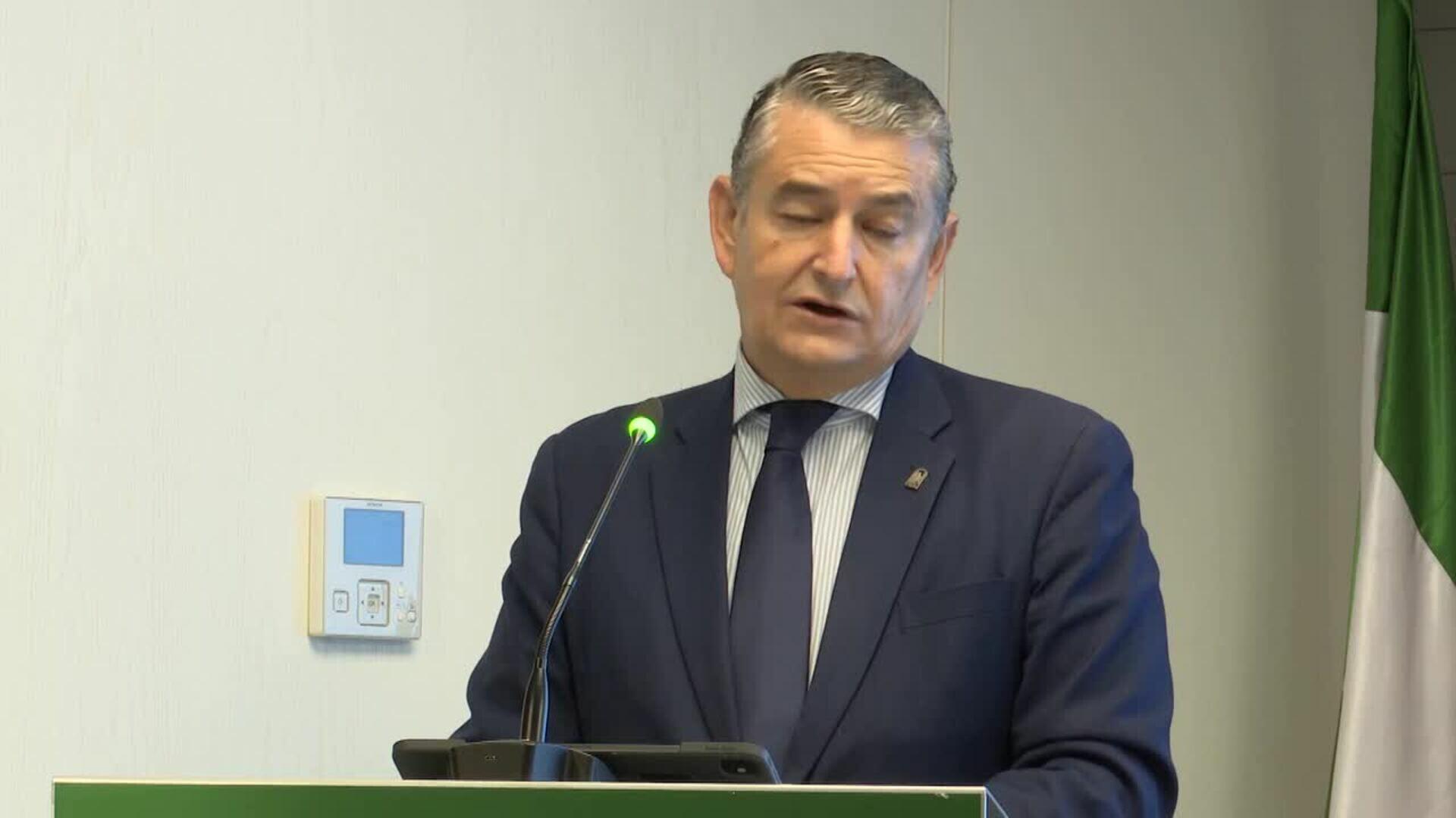La Junta reconoce 120 farmacias de Andalucía como zonas cardioaseguradas