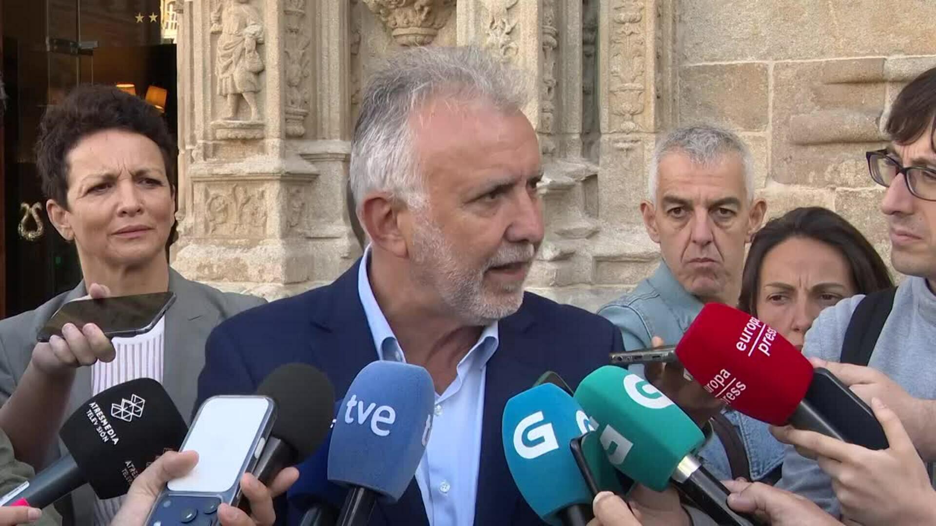 Torres defiende que el Gobierno trabaja traspasos a CCAA "con igualdad de condiciones"