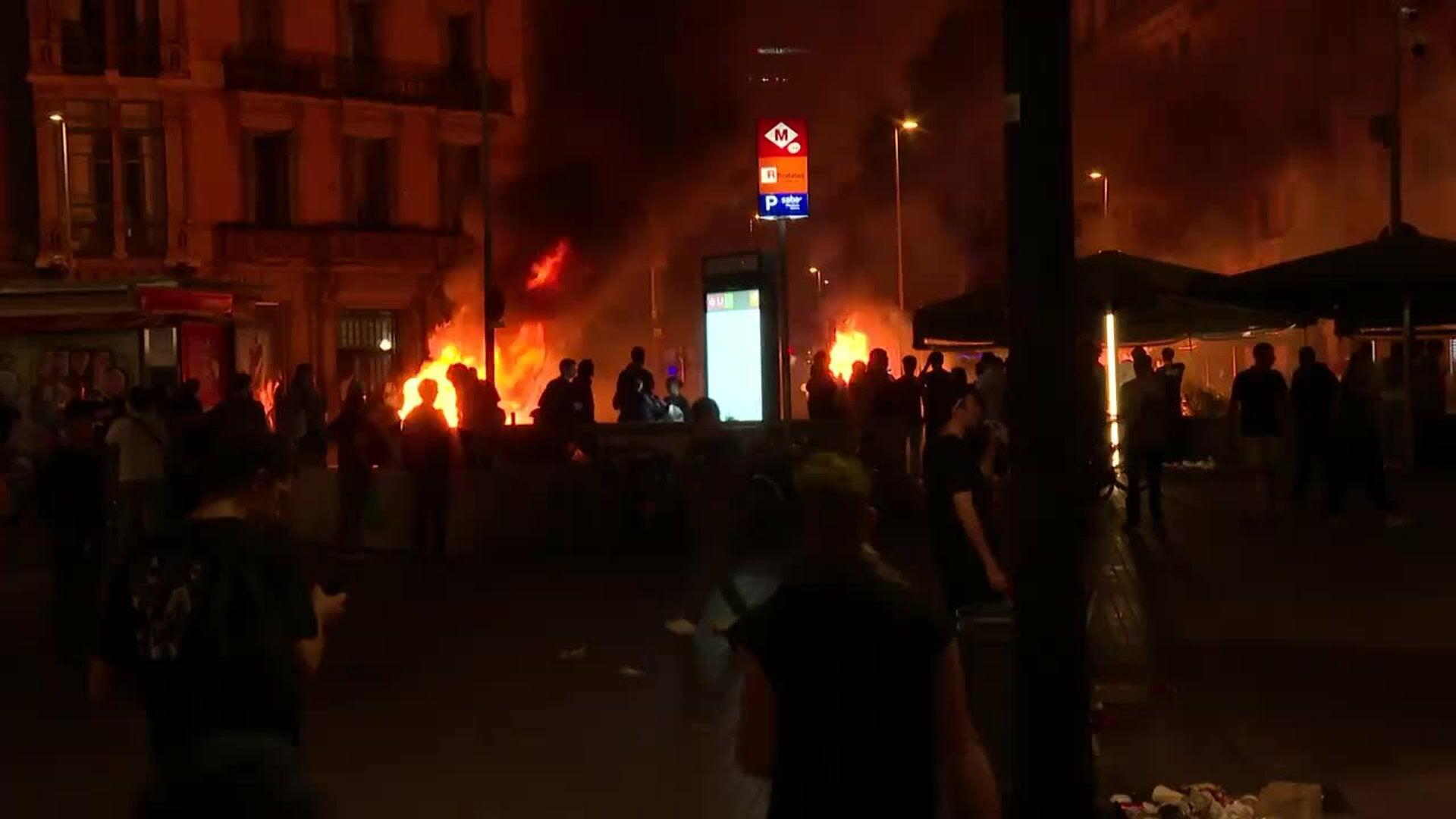 La manifestación por la vivienda en Barcelona termina con cargas policiales