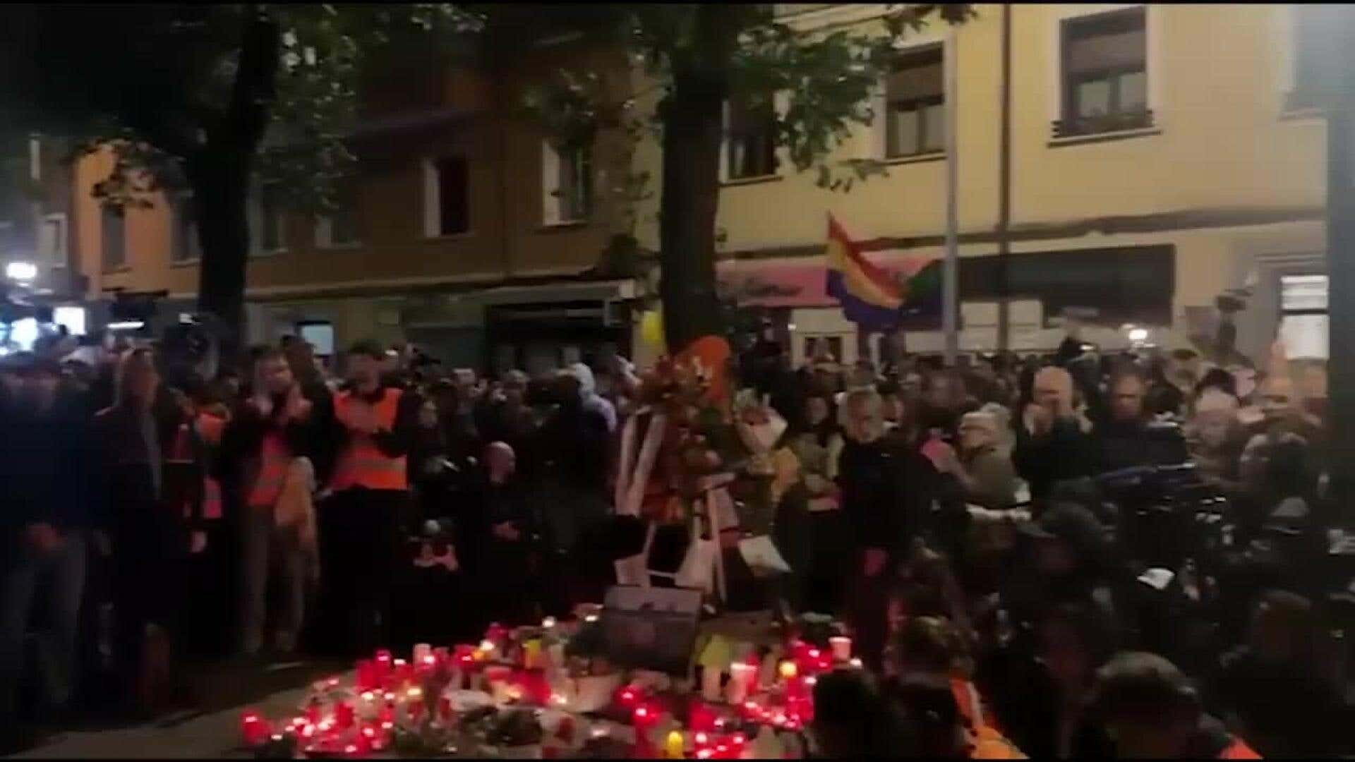 Miles de personas rinden homenaje a Maricarmen Abascal en varias ciudades de España