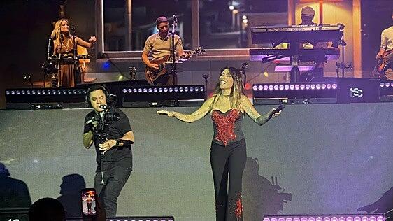 Kany García conquista el Gran Canaria Arena