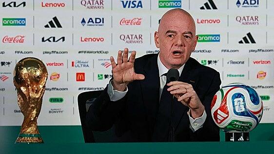Infantino defiende el precio de los boletos y festeja la participación de Irán en el Mundial