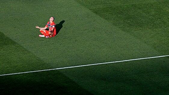 Haaland, o cómo golear sin apenas tocar el balón