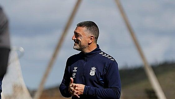 Morbo total para la UD: Luis García y García Pimienta como enemigos