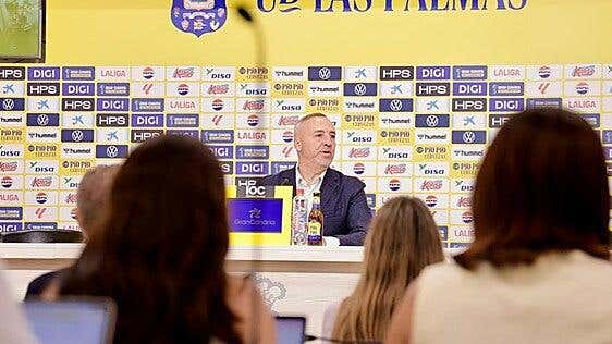 Alcanzar los 20.000 abonados, meta de la UD Las Palmas en su nueva campaña de abonados