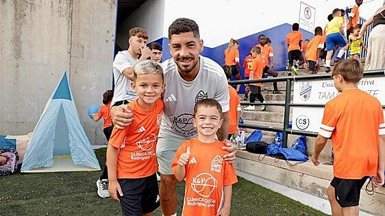 Lecciones de un capitán de la UD: Álex Suárez inicia una nueva edición de su Campus