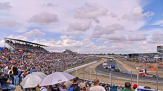 Norbert Kiss impone su ley en el Jarama con su victoria número 19 de la temporada