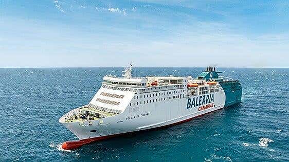 Baleària Canarias reitera su compromiso de mantener la plantilla y la bandera española de los buques de Armas